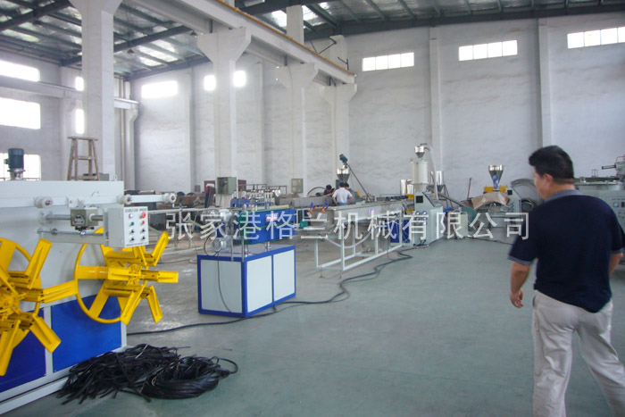 The sealing strip production line